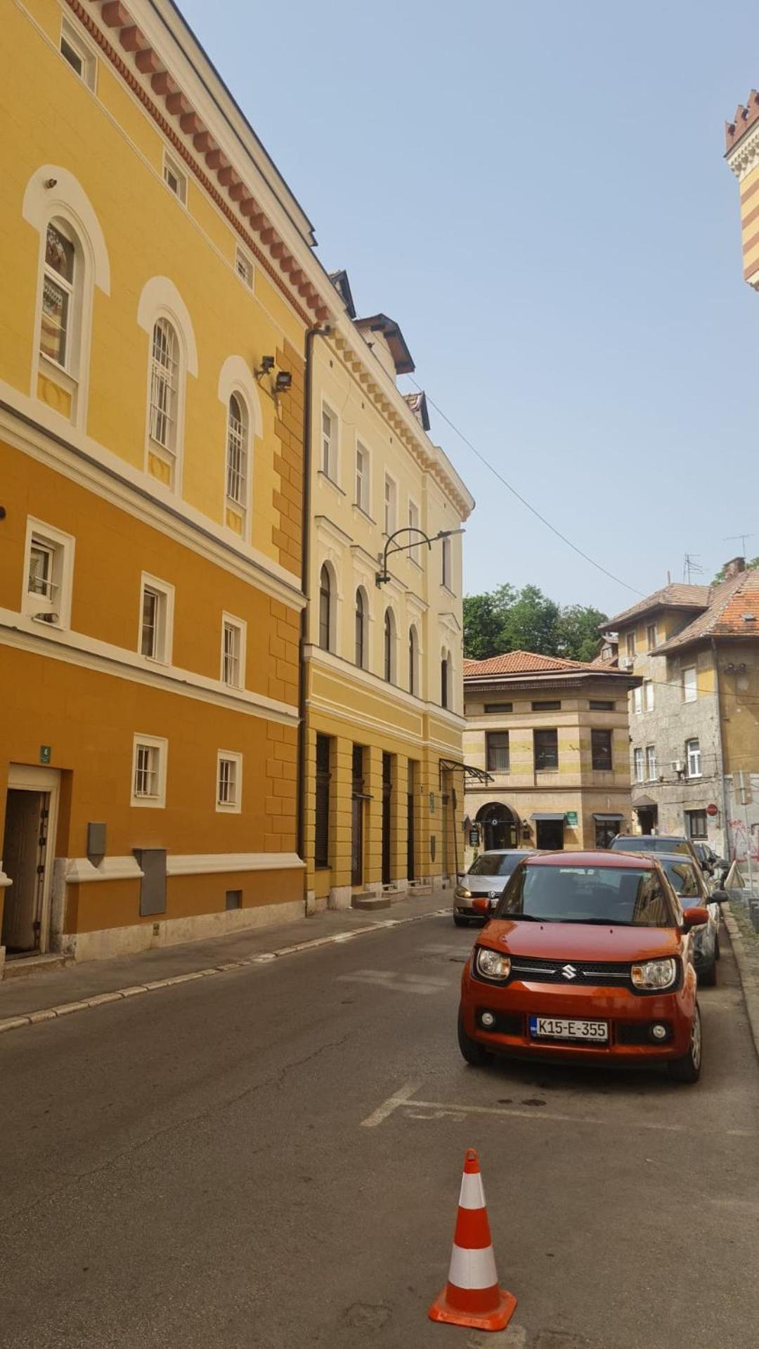 Cozy Apartment In Heart Of Sarajevo Bagian luar foto